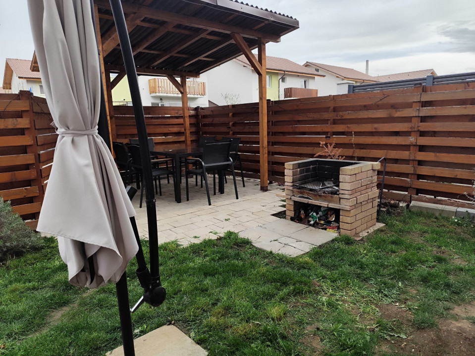 Casa duplex 150 MP, PARTER + ETAJ, LIZIERA TRIAJ