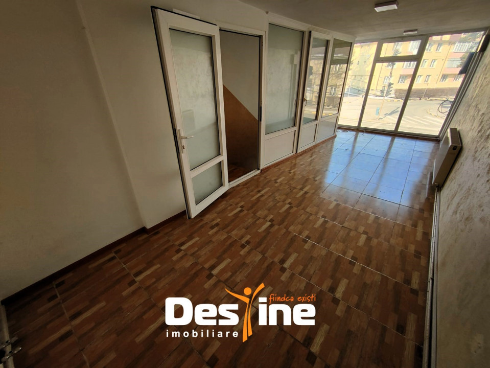 Comision 0% Spațiu Comercial cu vad - Bd. Bucovina-Gura Humorului