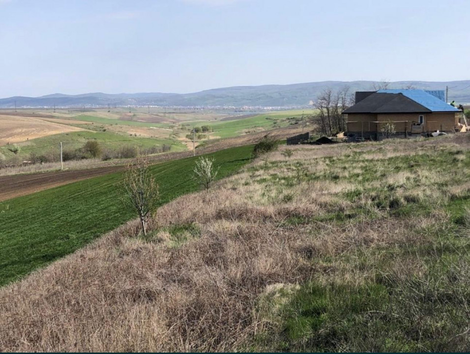 Teren intravilan de vânzare – Aroneanu, Iași | 652 mp | Zonă panoramică