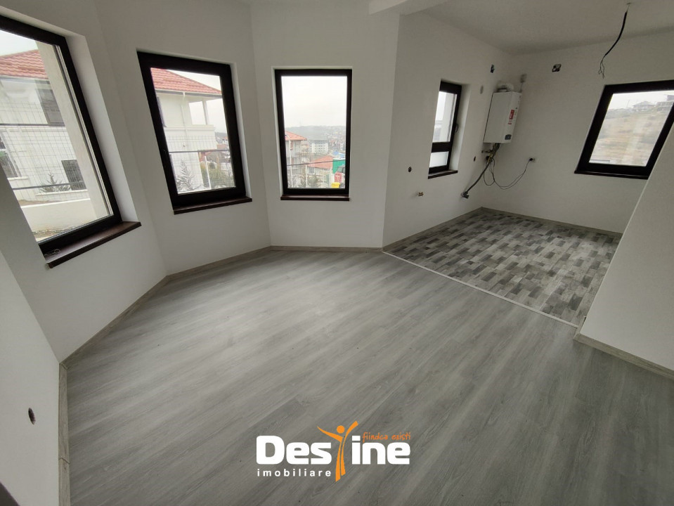 Casă individuală 4 camere  114 MP cu teren 500 Mp - Hlincea
