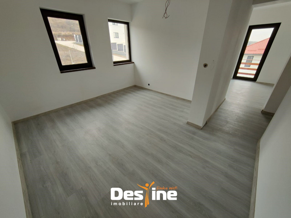 Casă individuală 4 camere  114 MP cu teren 500 Mp - Hlincea