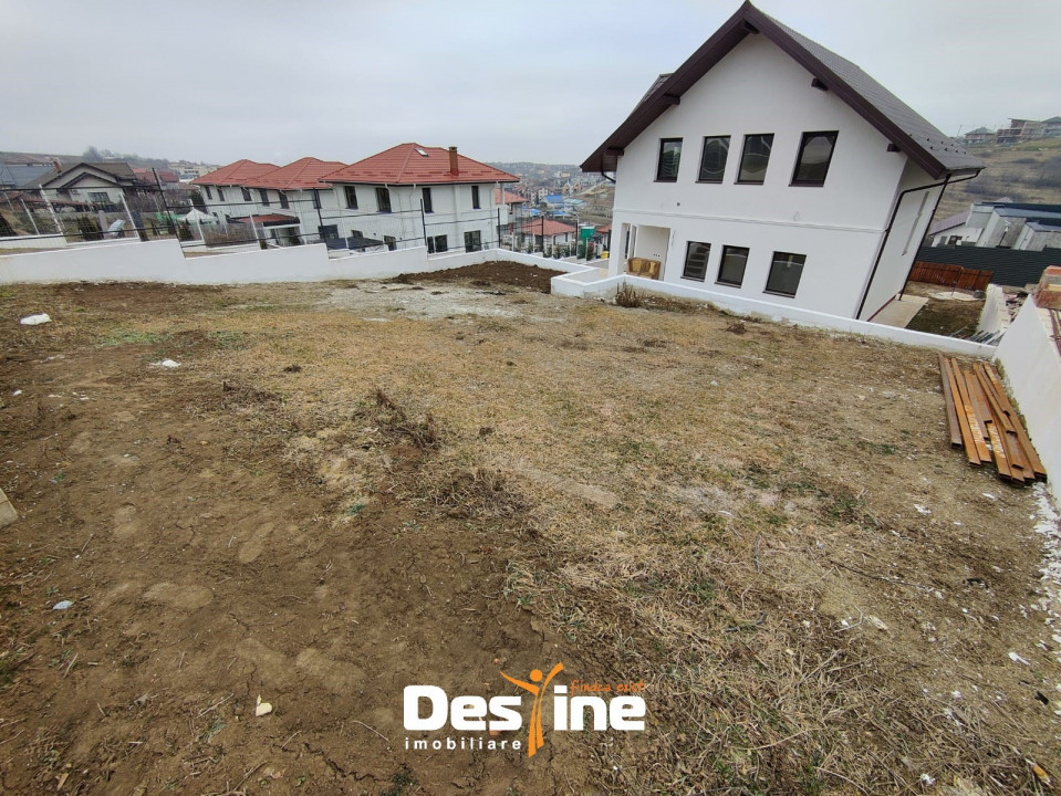 Casă individuală 4 camere  114 MP cu teren 500 Mp - Hlincea