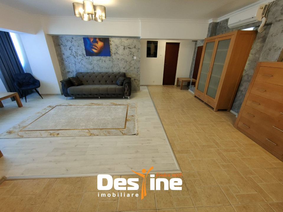 OFERTĂ RARĂ, apartament 2 camere 57mp VEDERE PANORAMICĂ HALA CENTRALĂ
