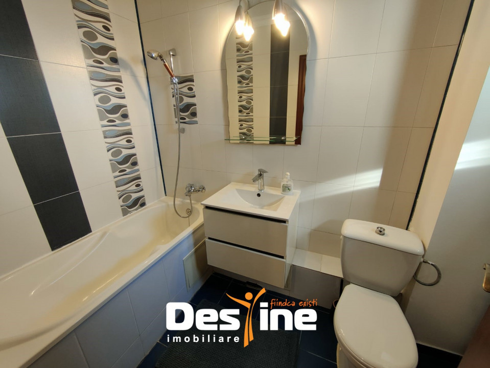 OFERTĂ RARĂ, apartament 2 camere 57mp VEDERE PANORAMICĂ HALA CENTRALĂ