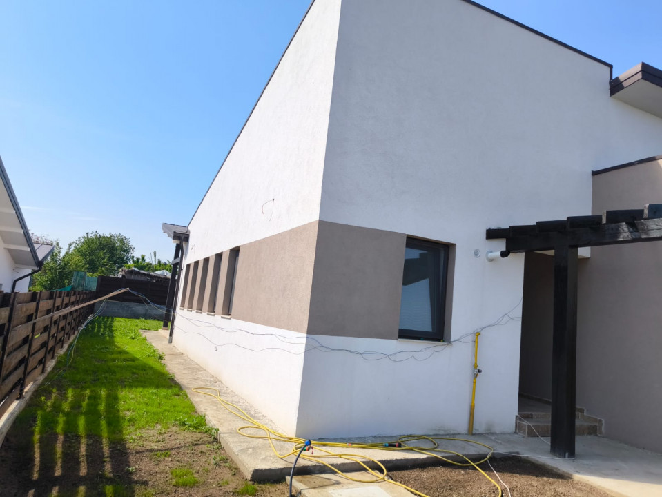 Casa 4 camere , super calitate Blvd. Poitiers Hlincea