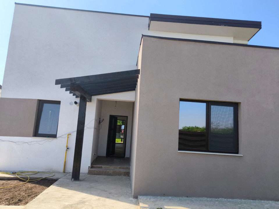 Casa 4 camere , super calitate Blvd. Poitiers Hlincea