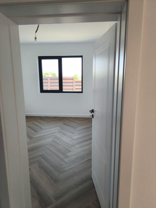Casa 4 camere , super calitate Blvd. Poitiers Hlincea