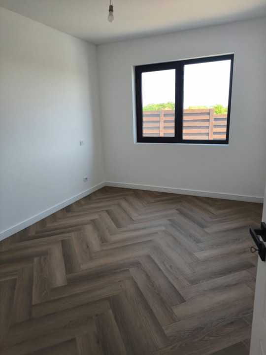 Casa 4 camere , super calitate Blvd. Poitiers Hlincea