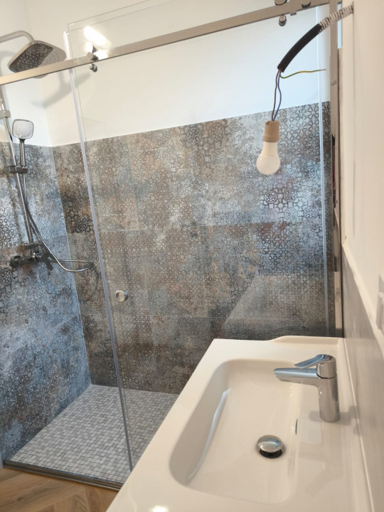 Casa 4 camere , super calitate Blvd. Poitiers Hlincea