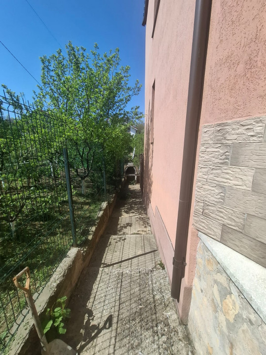 Urgent ocazie investitie casa 400mp+spatii  comerciale, rezidential D+P+E+M