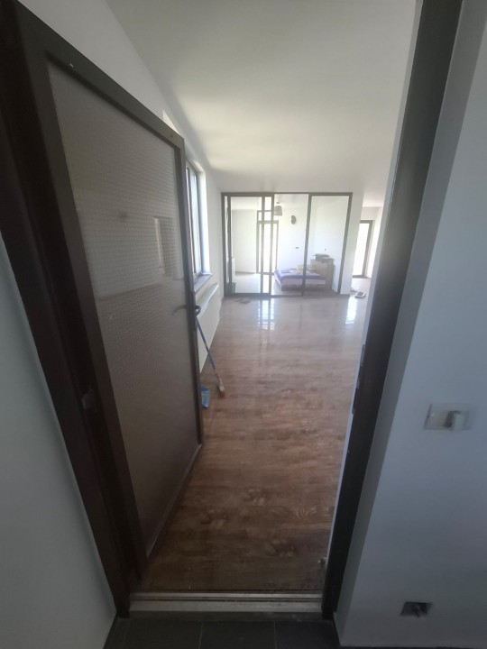 Urgent ocazie investitie casa 400mp+spatii  comerciale, rezidential D+P+E+M