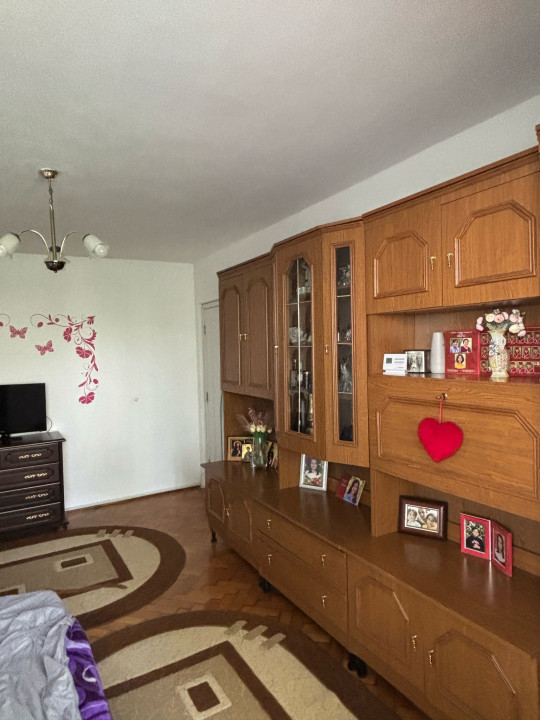 Se pune la vânzare apartament cu 2 camere, în zona Astra – Strada Apollo