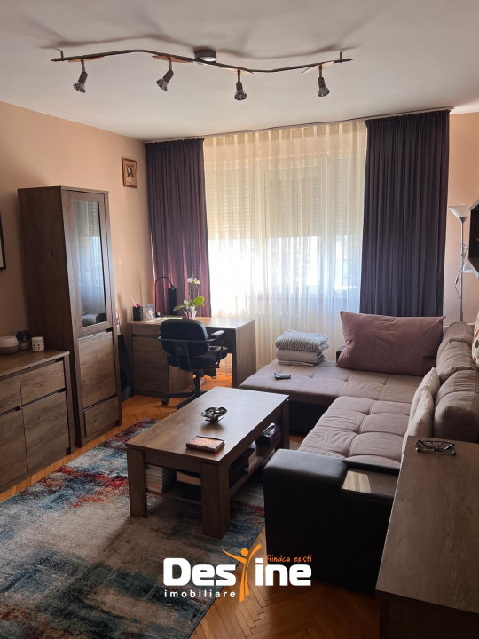 Podu Roș- Apartament 3 camere decomandat 64mp mobilat+utilat