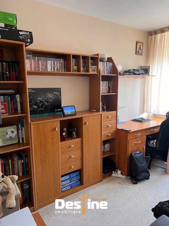 Podu Roș- Apartament 3 camere decomandat 64mp mobilat+utilat