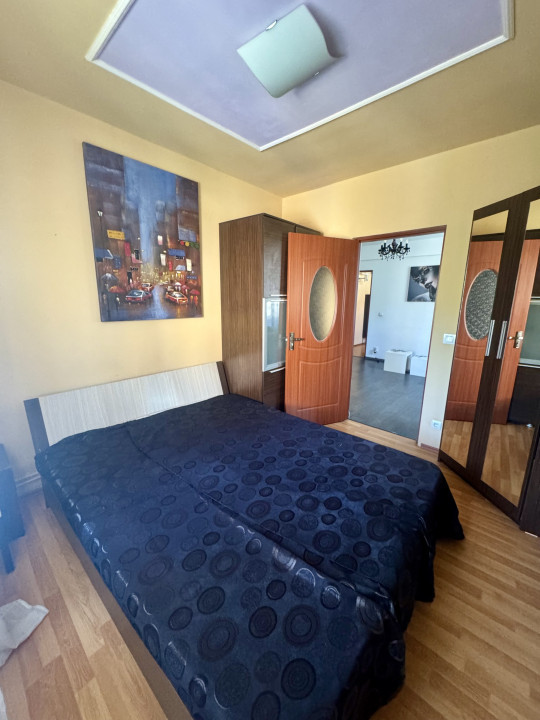 Apartament 2 camere bloc caramida etaj 1