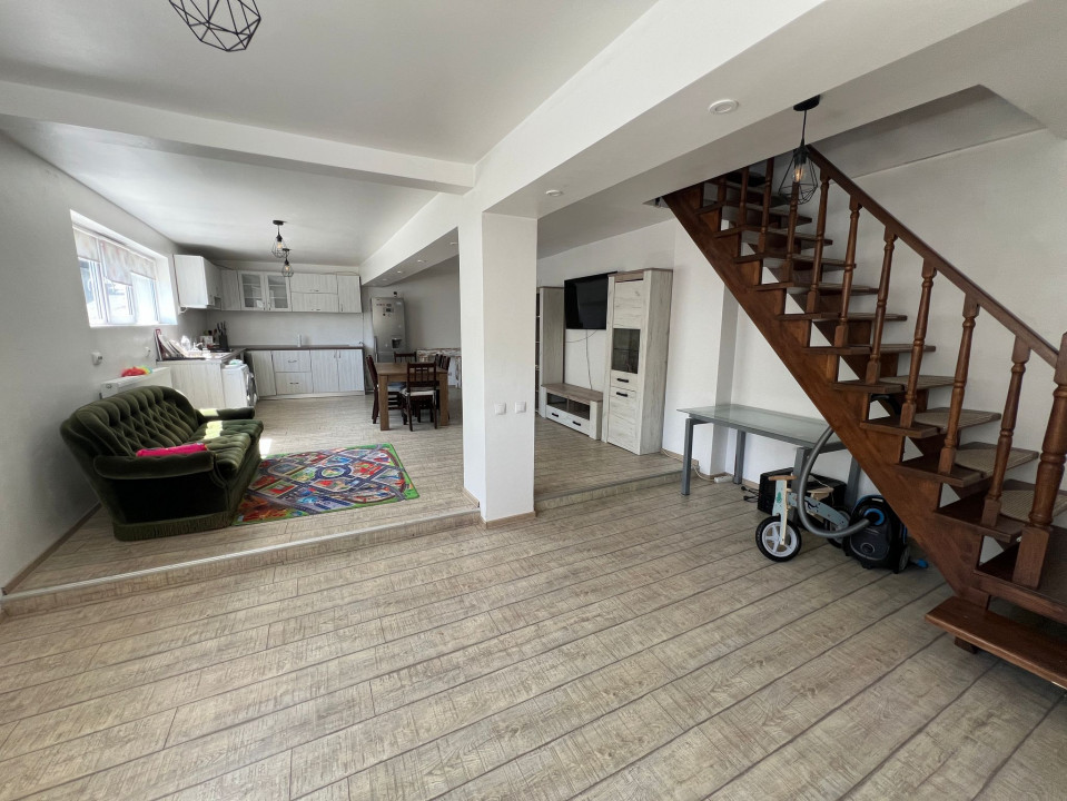 Ocazie casa 4 camere +garaj mare Galata 170 mp