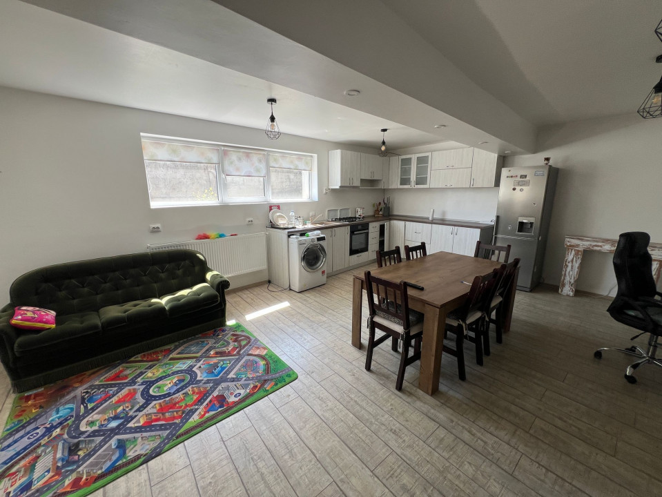 Ocazie casa 4 camere +garaj mare Galata 170 mp