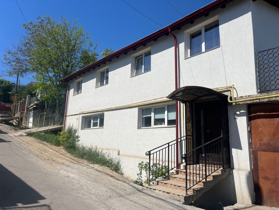 Ocazie casa 4 camere +garaj mare Galata 170 mp