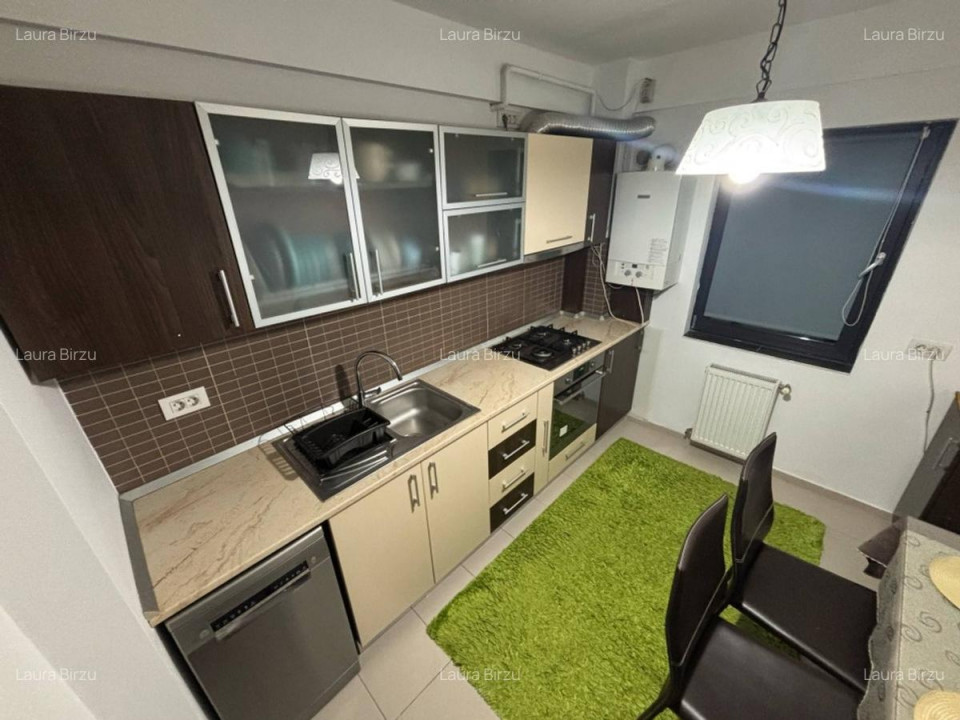 Apartament 3 camere. garaj, boxa. parcare