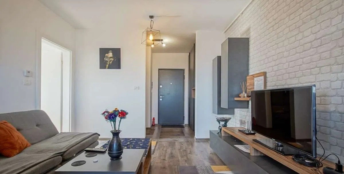 Apartament 2 cam 60 mp, et 10, RACADAU