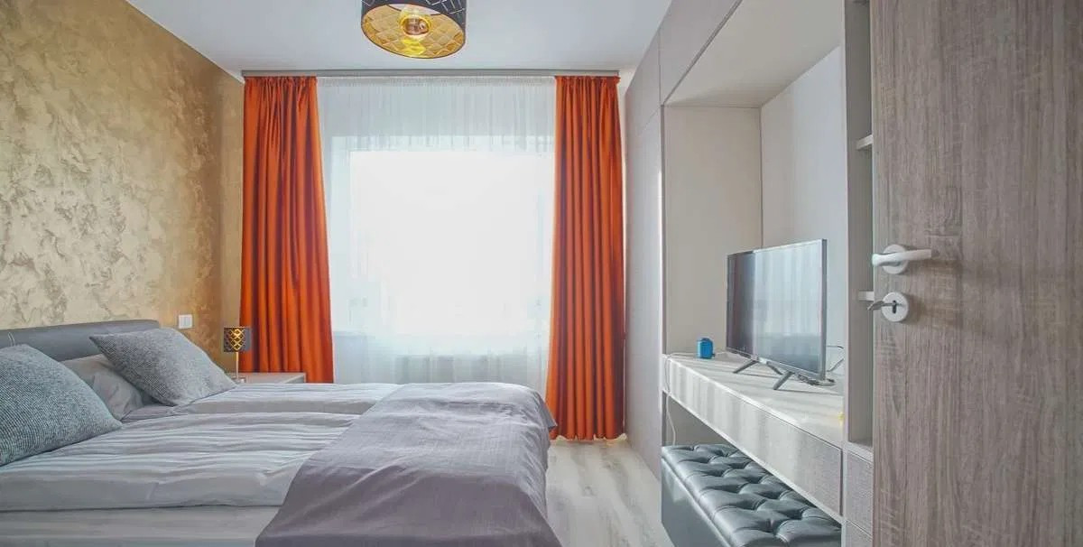 Apartament 2 cam 60 MP, et 10, RACADAU