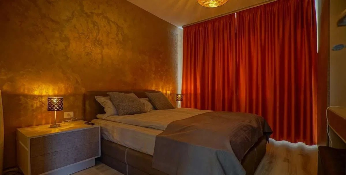 Apartament 2 cam 60 MP, et 10, RACADAU