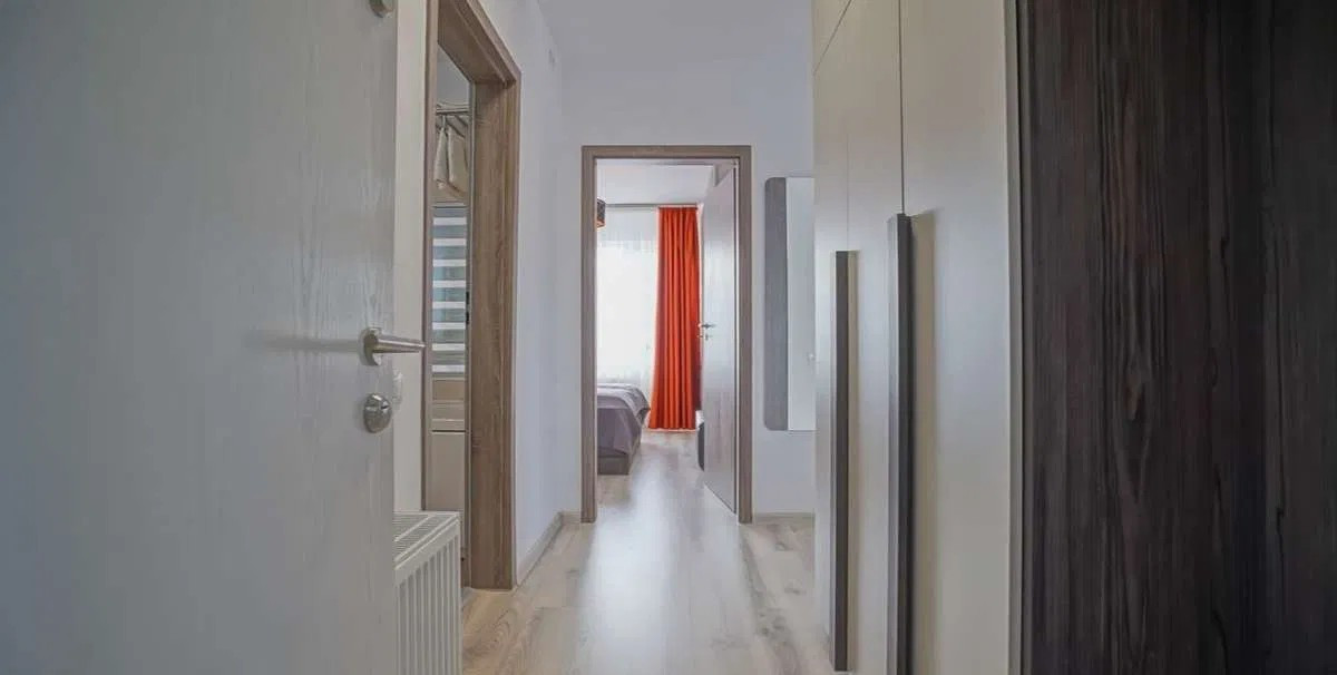 Apartament 2 cam 60 MP, et 10, RACADAU