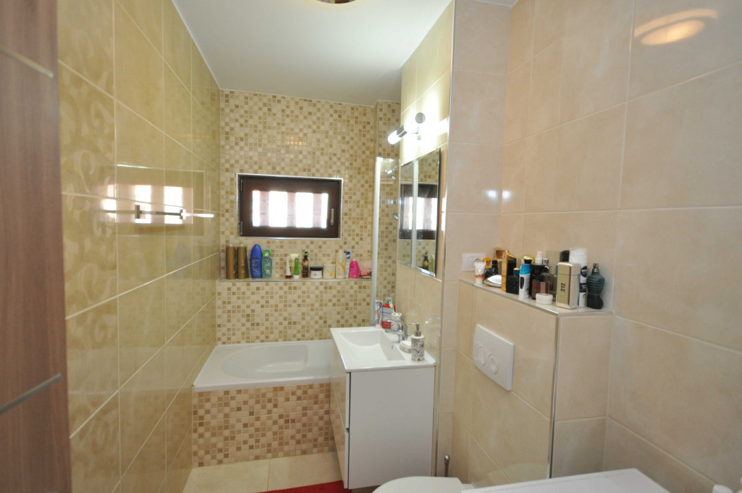 Apartament 3 cam 65 MP, et 5, CENTRUL CIVIC
