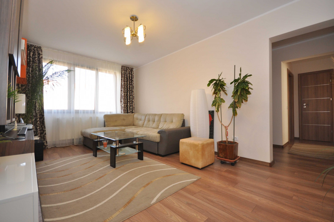 Apartament 3 cam 65 MP, et 5, CENTRUL CIVIC