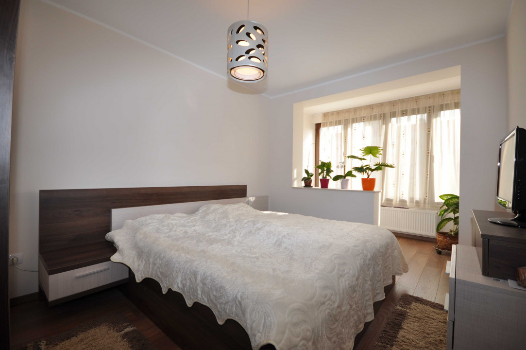 Apartament 3 cam 65 MP, et 5, CENTRUL CIVIC
