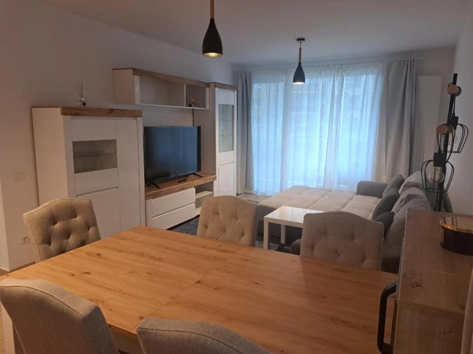 Apartament de lux cu 2 camere în Urban Plaza Brașov- loc de parcare inclus