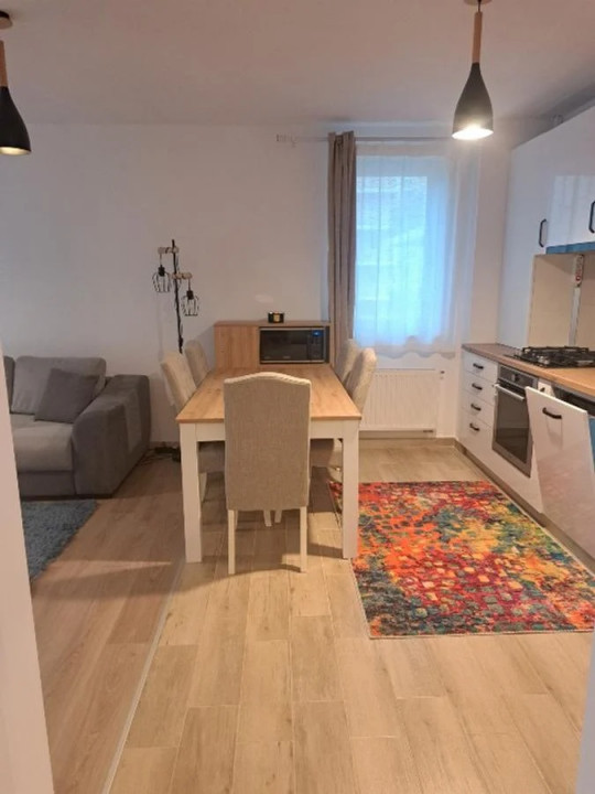 Apartament de lux cu 2 camere în Urban Plaza Brașov- loc de parcare inclus