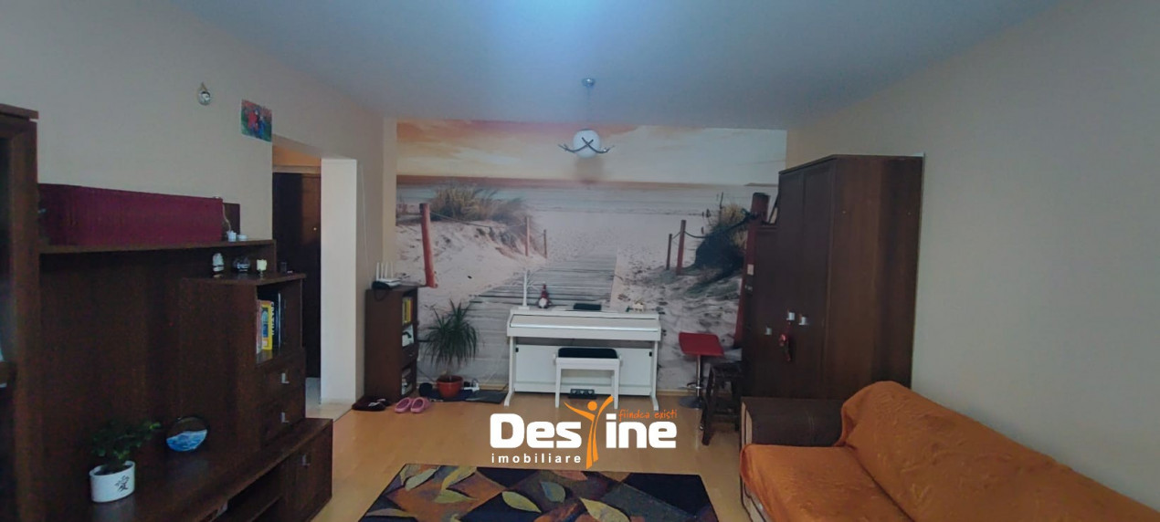 Canta - Chirie, Apartament 3 camere