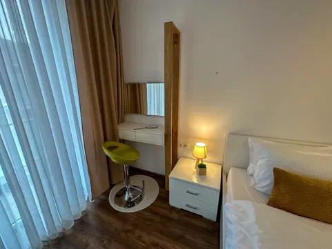 Apartament premium cu 3 camere, complet mobilat – Oportunitate unică