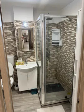 Apartament luminos și spațios, 3 camere, renovat complet- UZINA 2