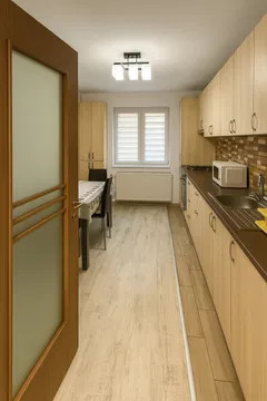 Apartament luminos și spațios, 3 camere, renovat complet- UZINA 2