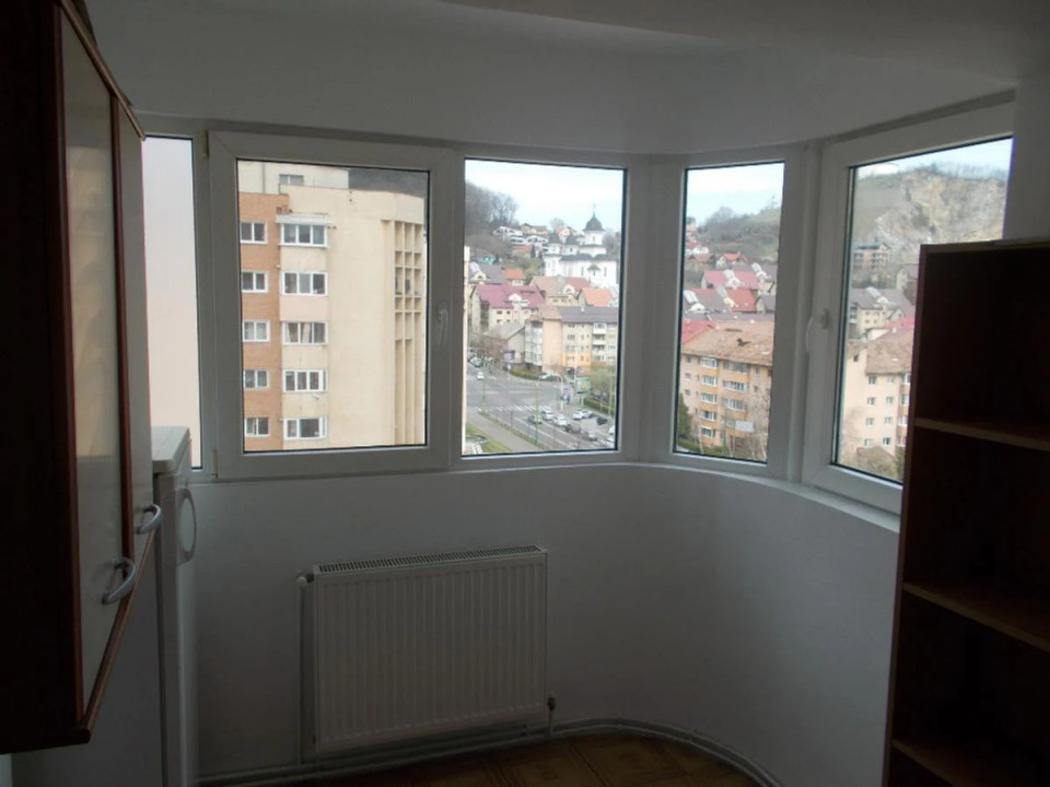 Garsonieră luminoasă și renovată – Etaj 6/7