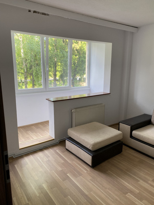 Închiriere apartament 3 camere – Zona Astra, Brașov
