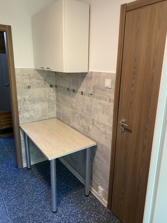 Închiriere apartament 3 camere – Zona Astra, Brașov