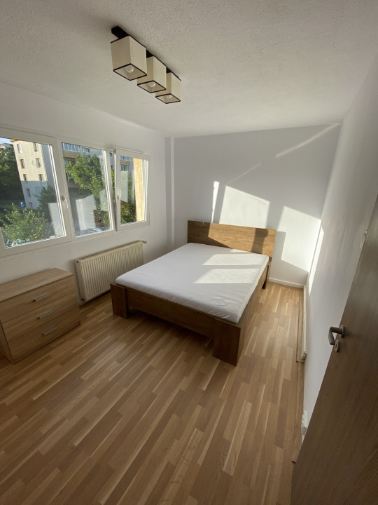 Închiriere apartament 3 camere – Zona Astra, Brașov