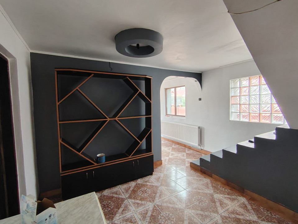 Casa edificata anul 2000