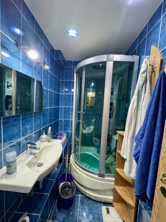 Apartament 4 camere spatios central zona linistita
