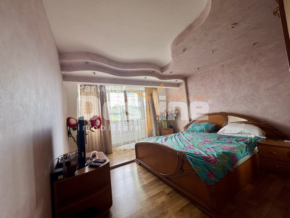 Apartament 4 camere spatios central zona linistita