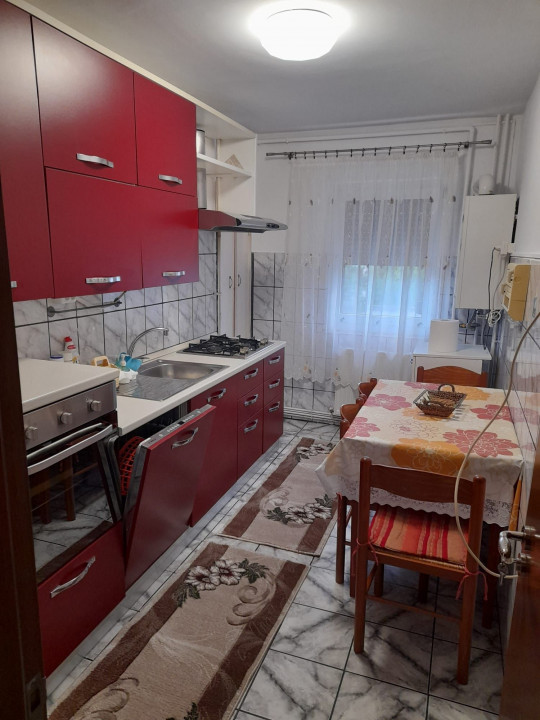 Apartament 2 cam, 62 MP, et 2, TRACTORUL