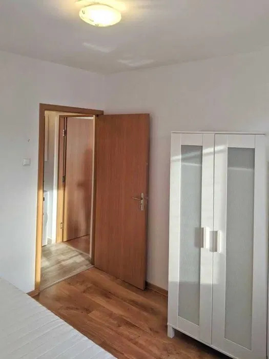 Apartament 2 cam, 40 MP, et 4, FLORILOR