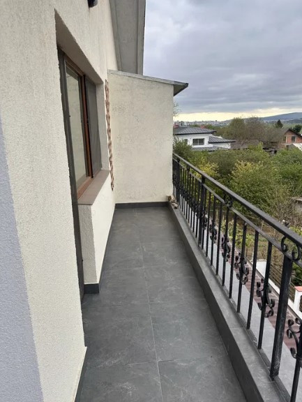 Apartament cu 2 camere Valea Lupului-Mall Moldova