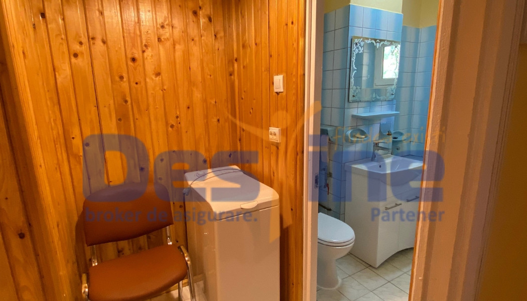 Apartament 2 cam DECOMANDAT, 55 MP, et 2, RACADAU