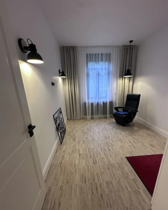 Apartament 3 camere , 80 MP, PARTER + CURTE, ULTRACENTRAL