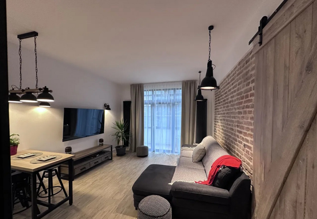 Apartament 3 camere , 80 MP, PARTER + CURTE, ULTRACENTRAL