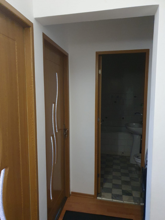 Apartament 4 camere central